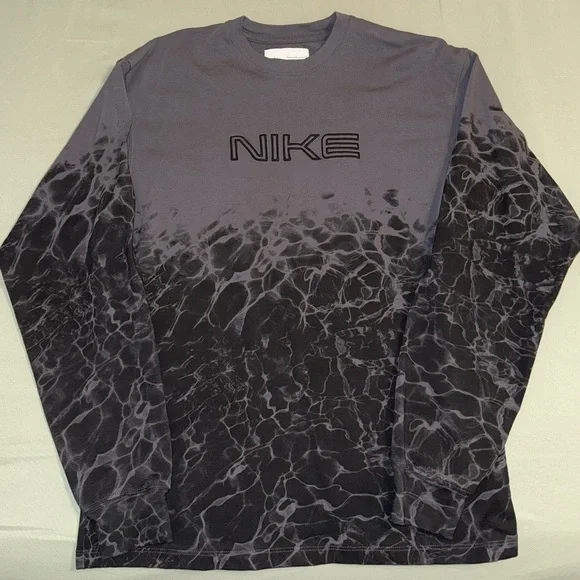 Nike Long sleeve - Picture 2 of 5